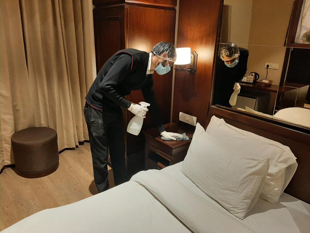Hotel Golden Tower Near Heritage Street Amritsar Buitenkant foto